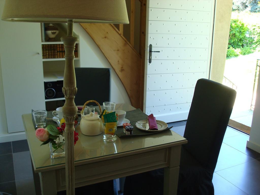 Apartament Les Communs Du Manoir Écully Pokój zdjęcie