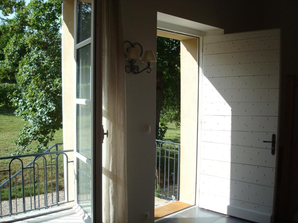 Apartament Les Communs Du Manoir Écully Zewnętrze zdjęcie