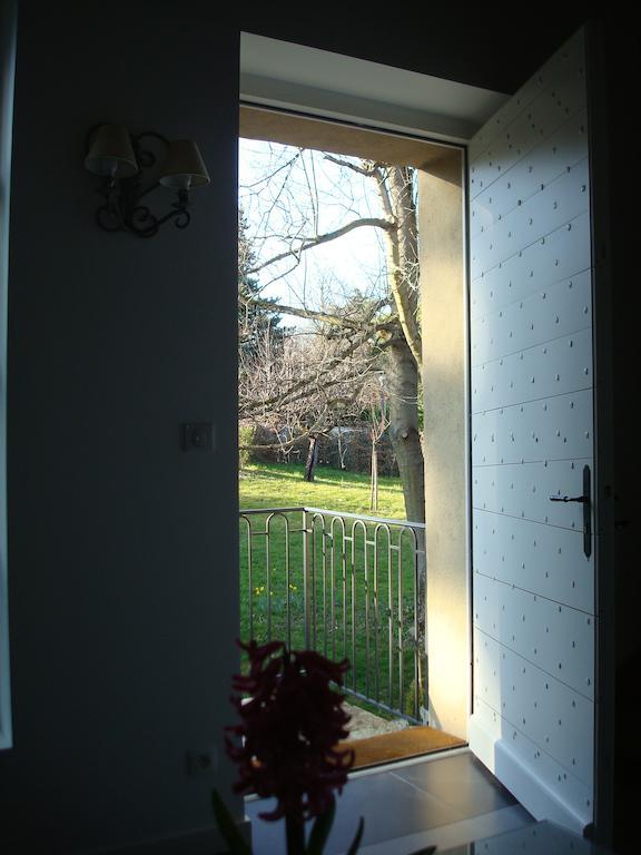 Apartament Les Communs Du Manoir Écully Zewnętrze zdjęcie