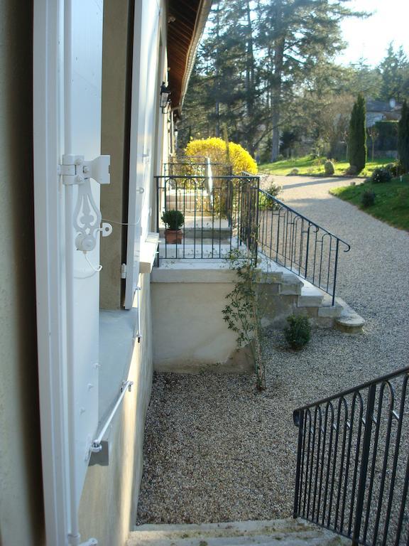 Apartament Les Communs Du Manoir Écully Zewnętrze zdjęcie