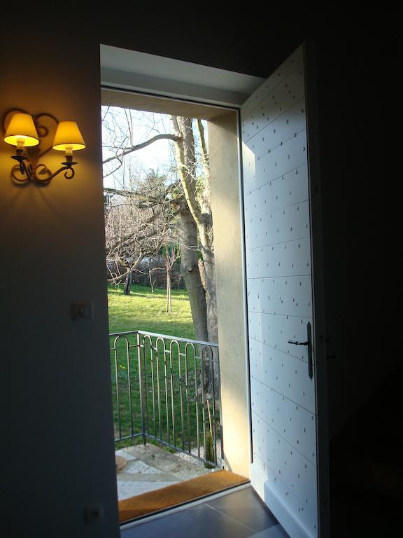 Apartament Les Communs Du Manoir Écully Zewnętrze zdjęcie